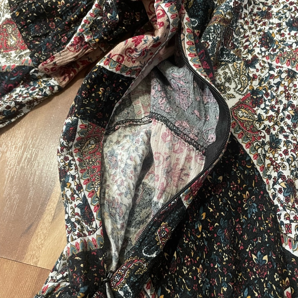 American Eagle Bell Sleeve Patchwork Swing Dress … - image 10